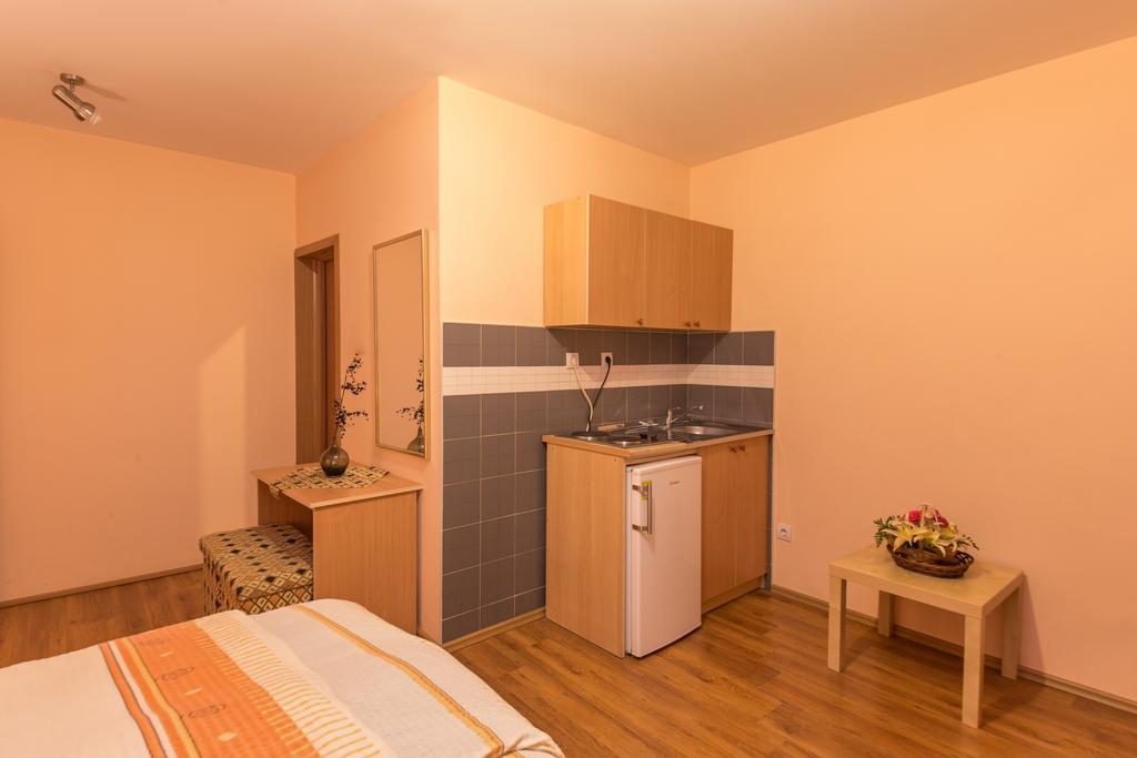 Apartments Bokan Cetynia Pokój zdjęcie