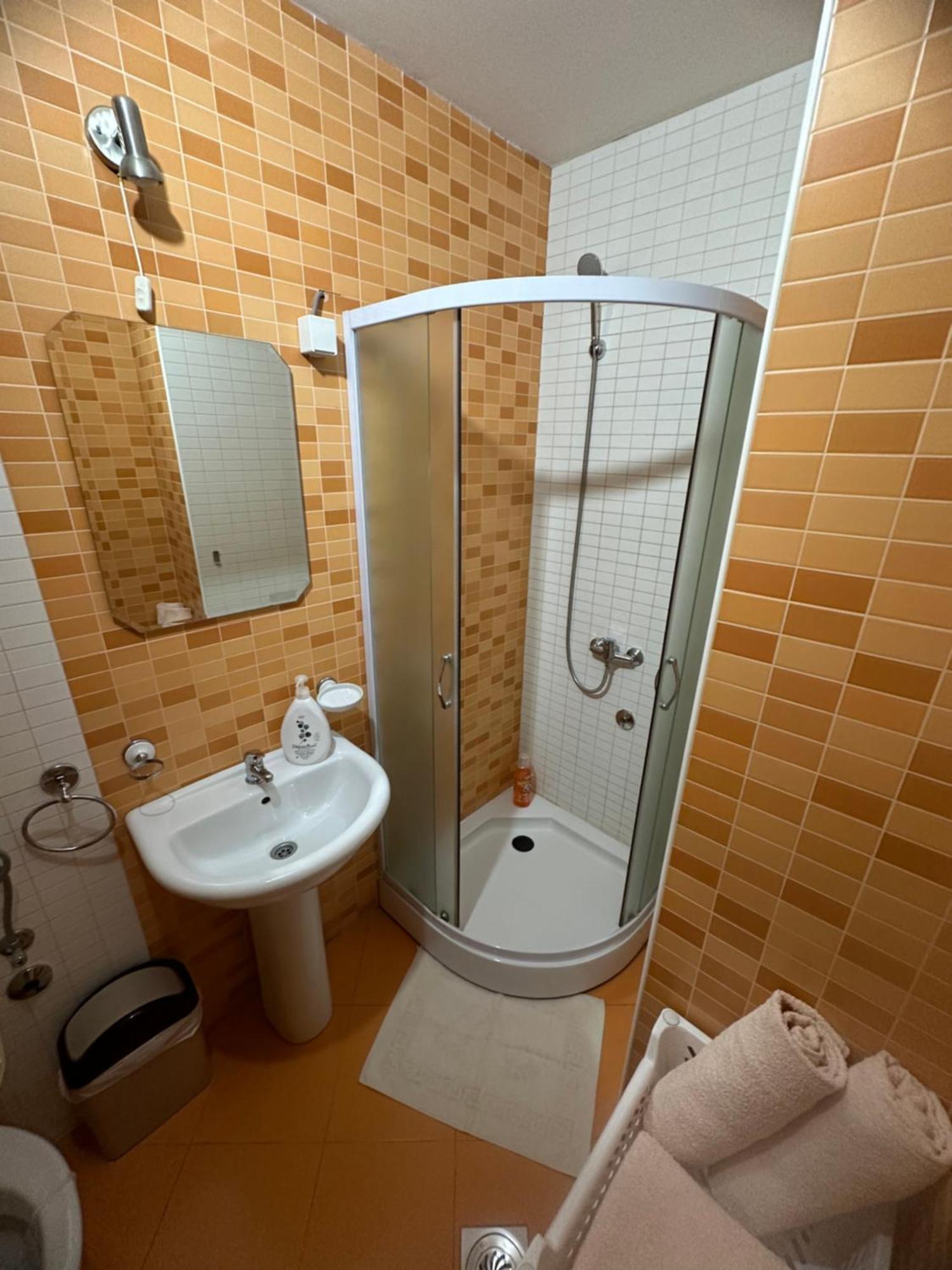Apartments Bokan Cetynia Zewnętrze zdjęcie