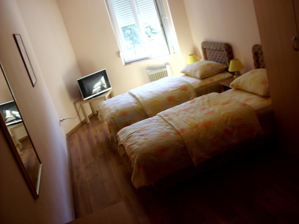 Apartments Bokan Cetynia Pokój zdjęcie